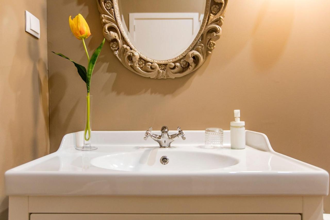 Guesthouse Bonjardim Suites By Lovelystay Porto Dış mekan fotoğraf